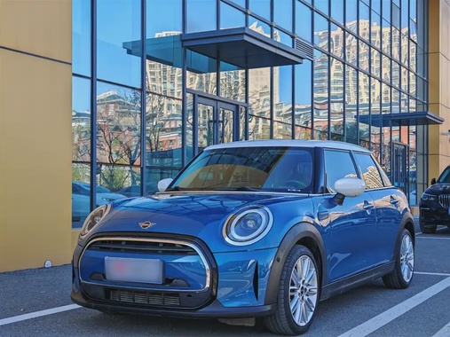 MINI Other 2021