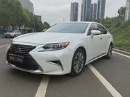 Lexus ES 2017