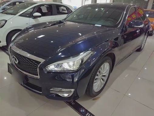 Infiniti Q70 2018