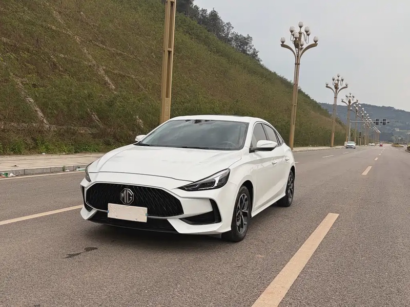 MG MG5
