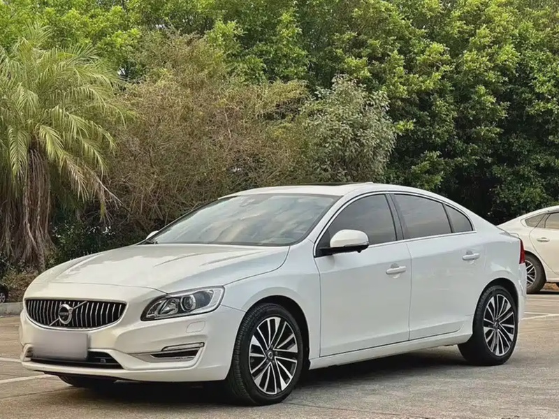 Volvo S60