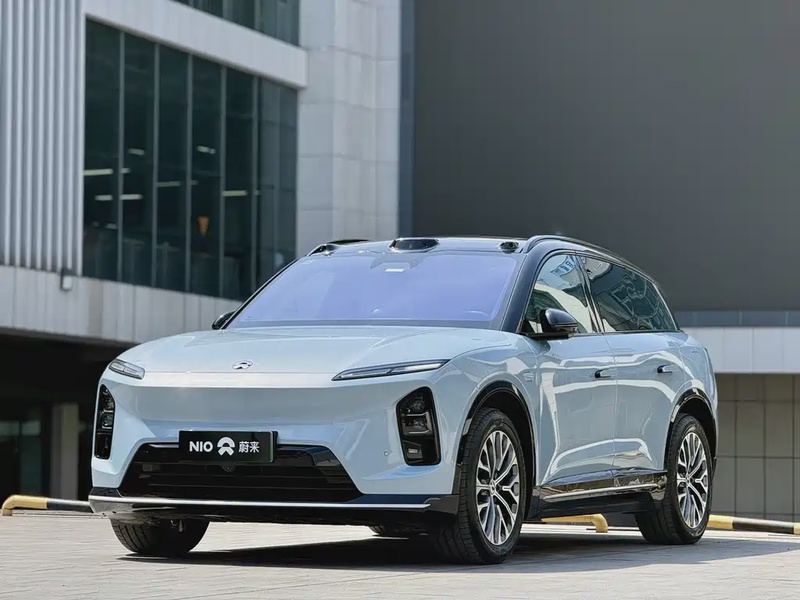 NIO ES6