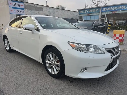 Lexus ES 2015