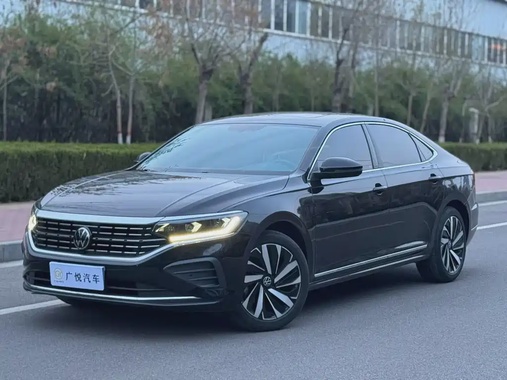 Volkswagen Passat 2025