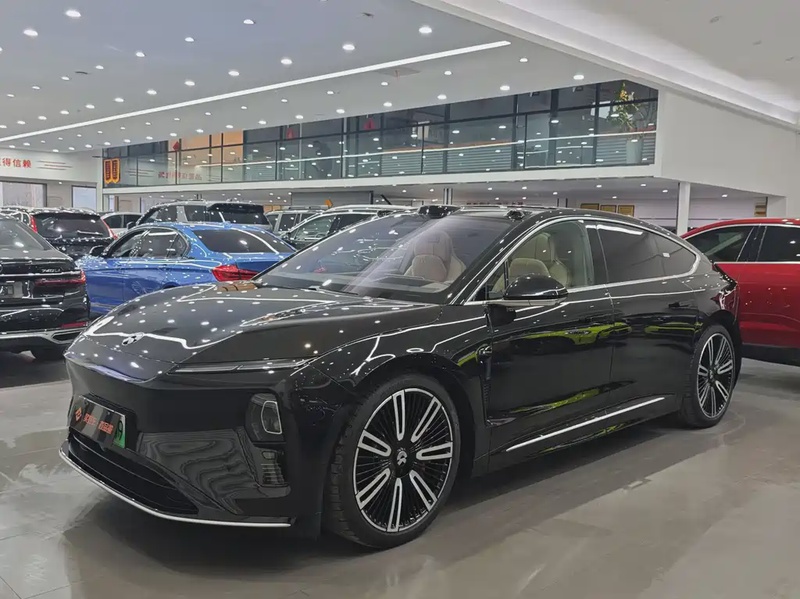 NIO ET9