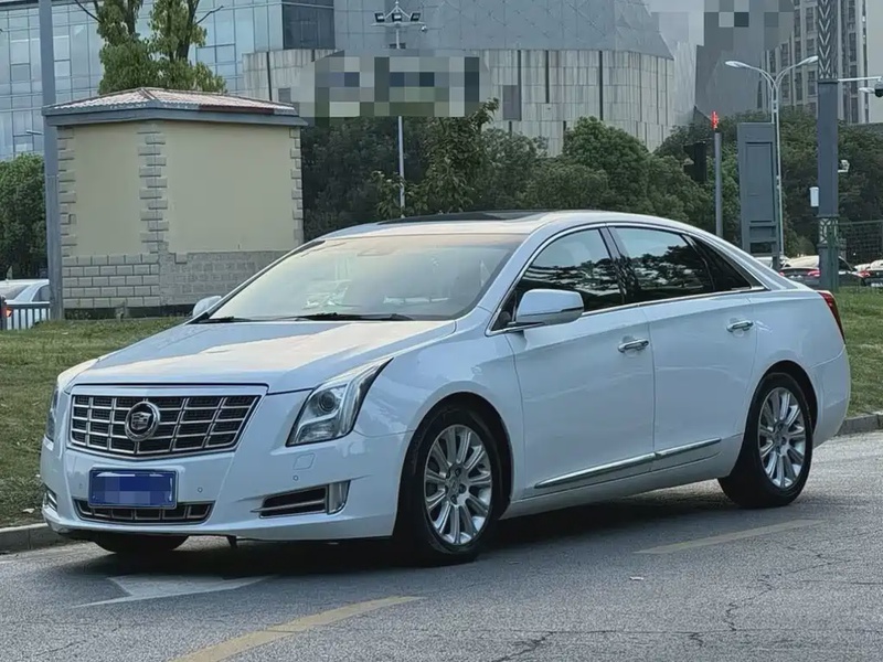 Cadillac XTS