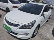 Hyundai Verna 2016