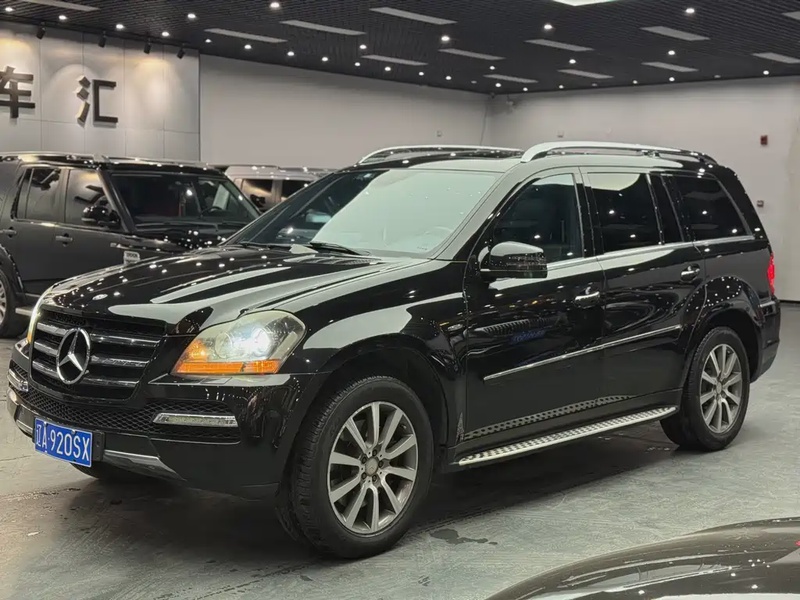 Mercedes-Benz GL-Class