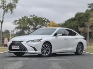 Lexus ES 2024