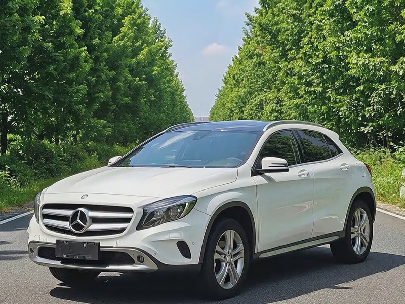 Mercedes-Benz GLA-Class