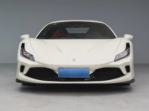 Ferrari F8 2023