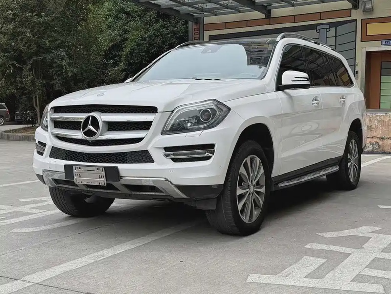 Mercedes-Benz GL-Class