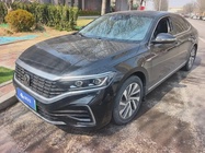 Volkswagen Passat 2023