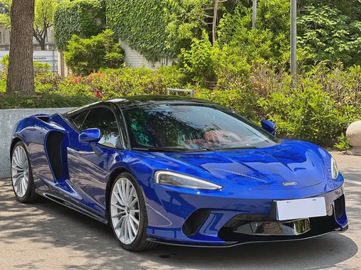 McLaren GT 2023