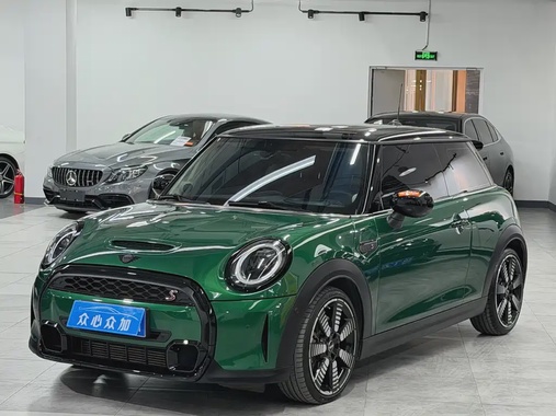 MINI Other 2023