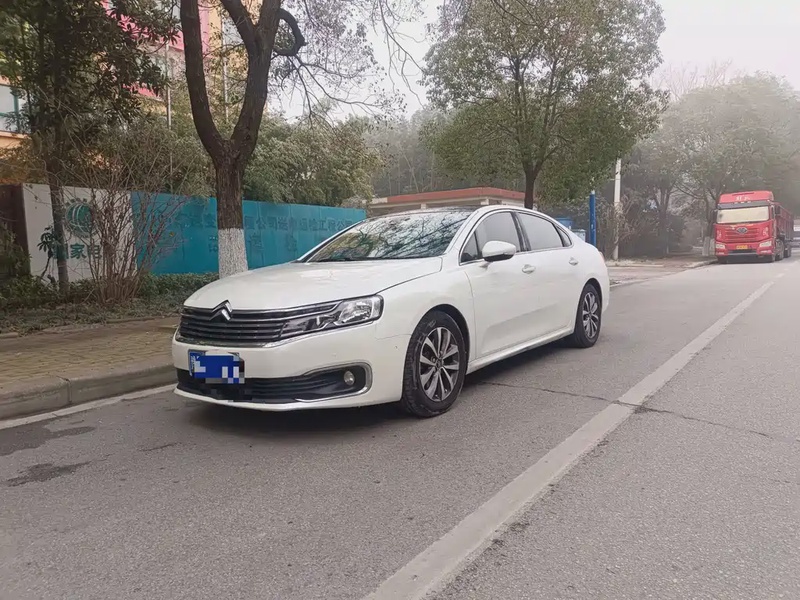 Citroen C6