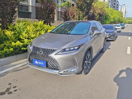 Lexus RX 2021