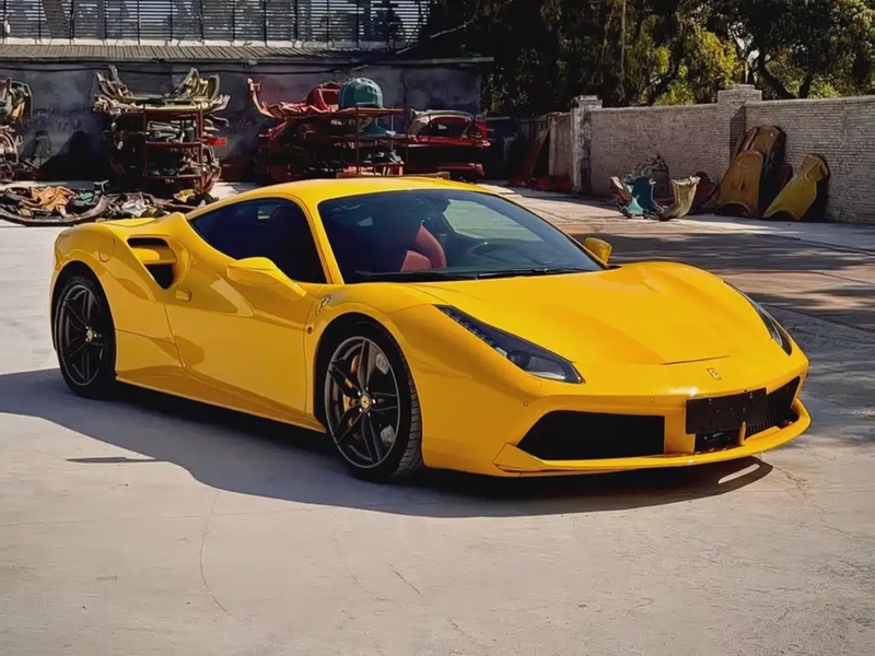 Ferrari 488