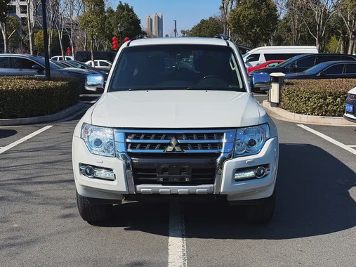 Mitsubishi Pajero 2019