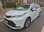 Toyota Sienna 2025