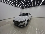 Hyundai Elantra 2022