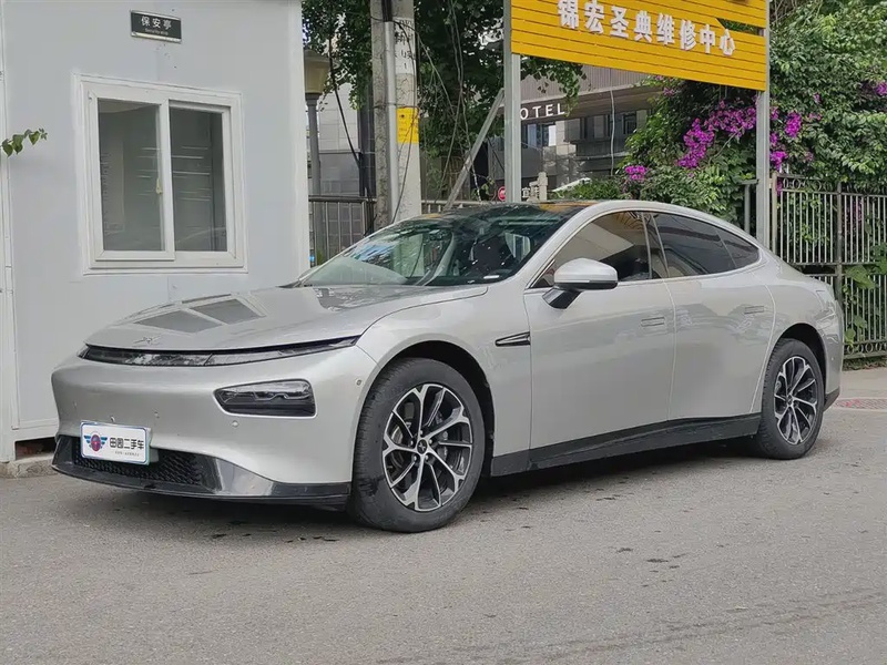 XPeng P7