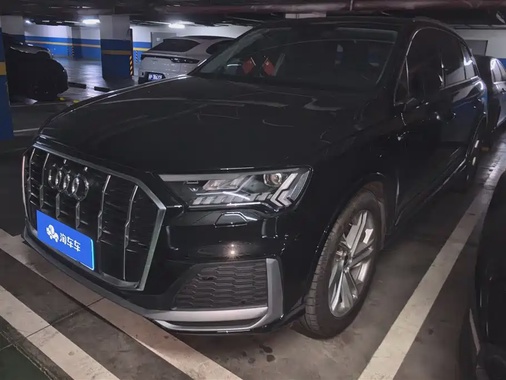Audi Q7 2024