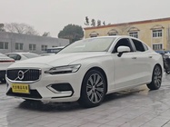 Volvo S60 2022