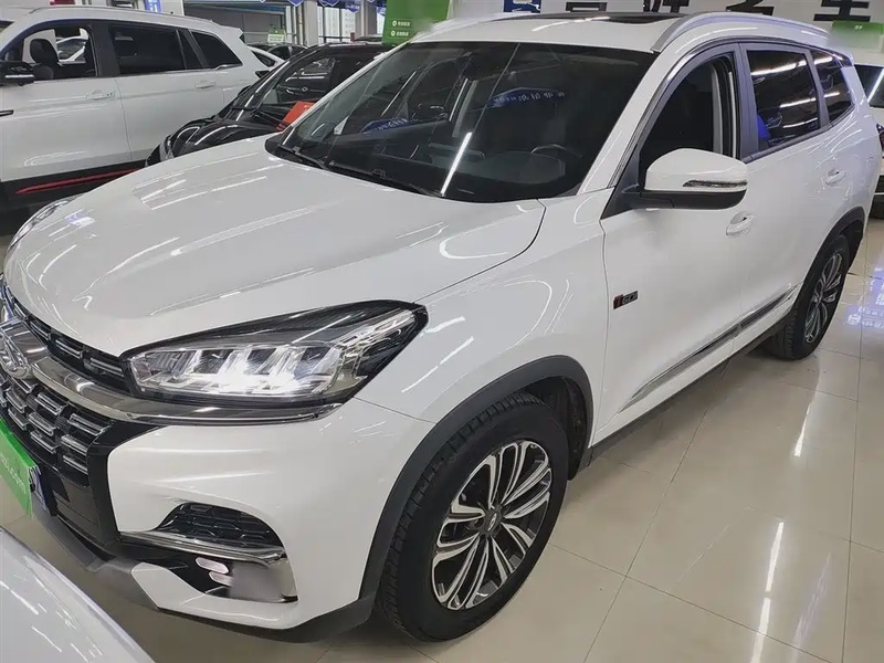 Chery Tiggo 8