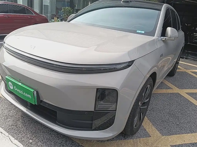 Li Auto L6