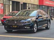 Volkswagen Magotan 2025