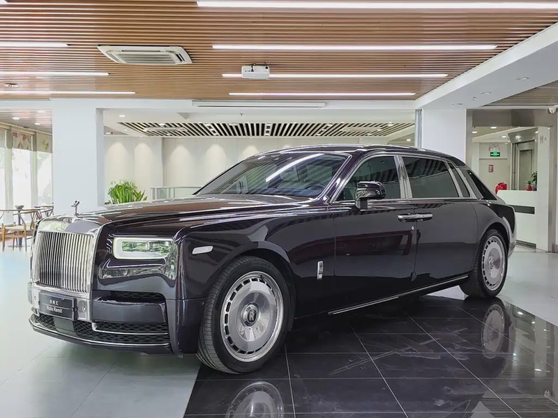 Rolls-Royce Phantom