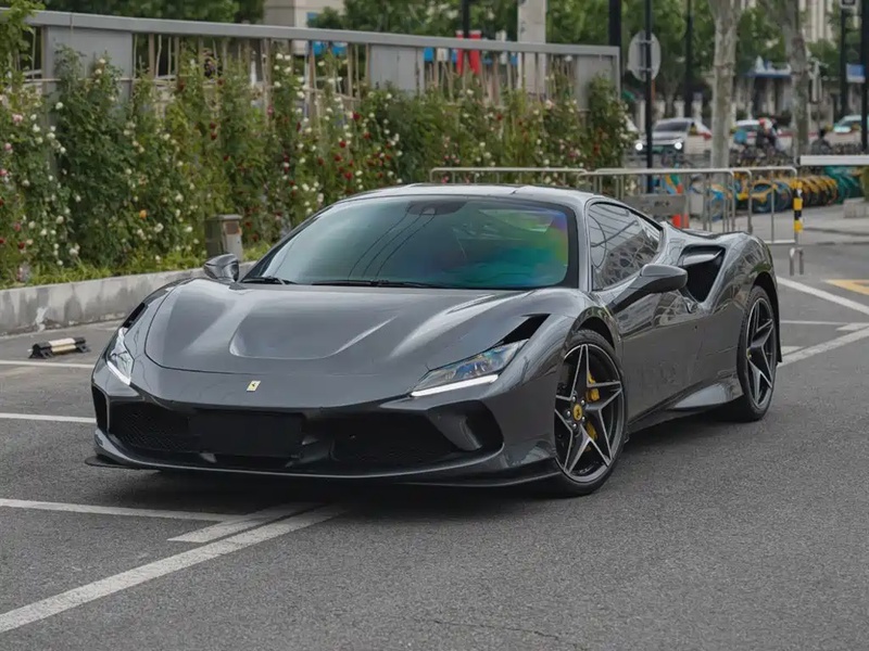 Ferrari F8