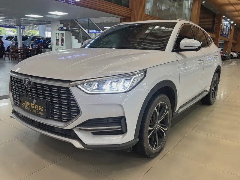 BYD PLUS