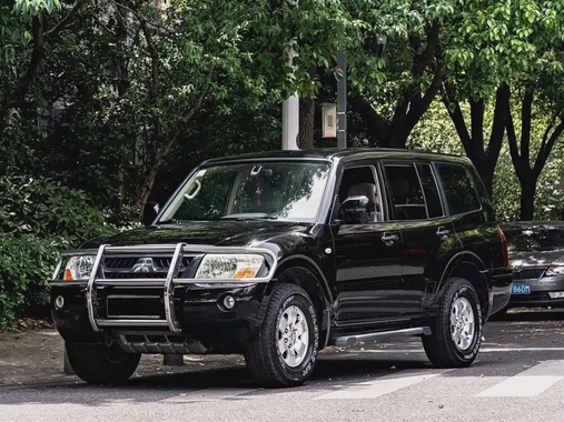 Mitsubishi Pajero 2007