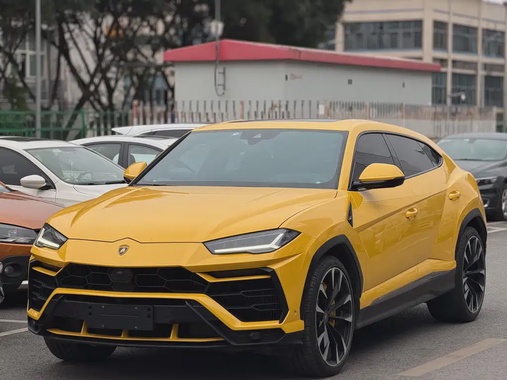 Lamborghini Urus 2021