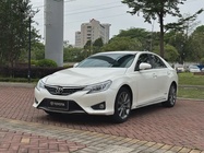 Toyota Reiz 2014