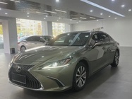 Lexus ES 2019