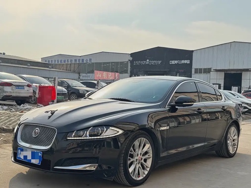 Jaguar XF 2015