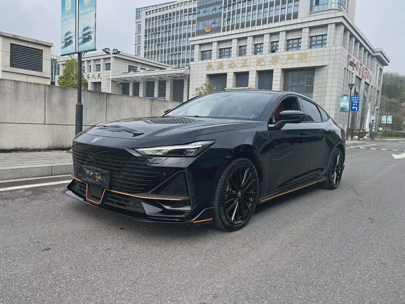 Changan UNI-V