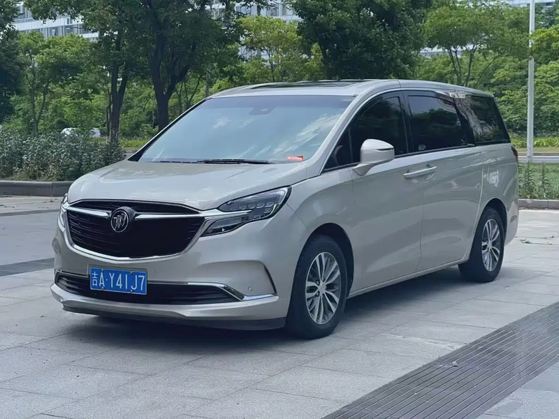 Buick GL8