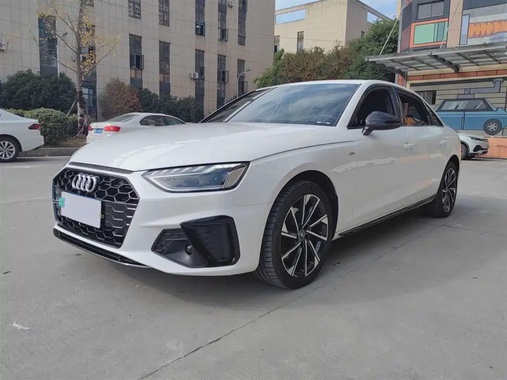 Audi A4 2023