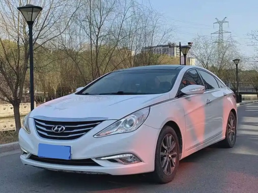 Hyundai Sonata 2013