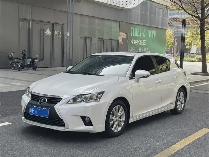 Lexus CT