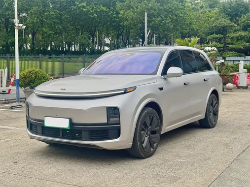Li Auto L8 2023