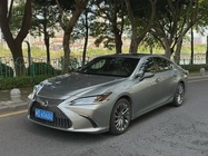 Lexus ES 2019