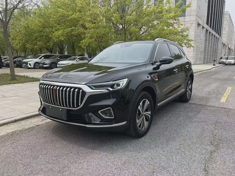 Hongqi HS5