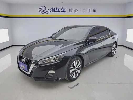 Nissan Teana 2022
