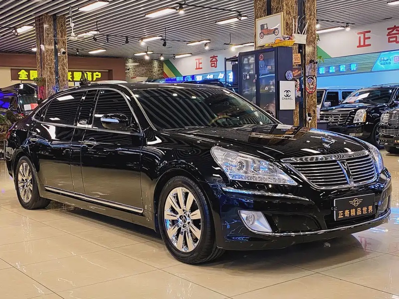 Hyundai Equus
