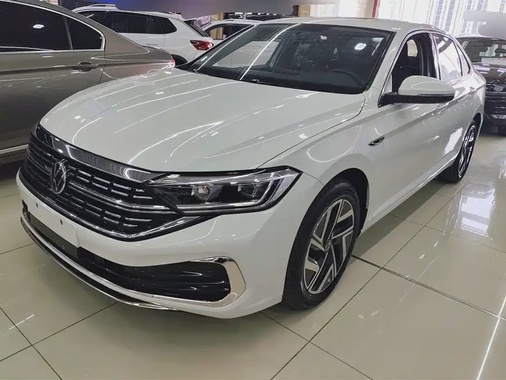 Volkswagen Sagitar 2022